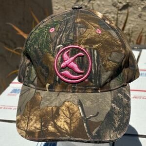 Camo & Pink RealTree Hat